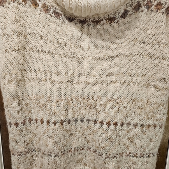 Free People women’s Snow Bunny Fair Isle cowl neck sweater. Size XS Oversized - Picture 6 of 15